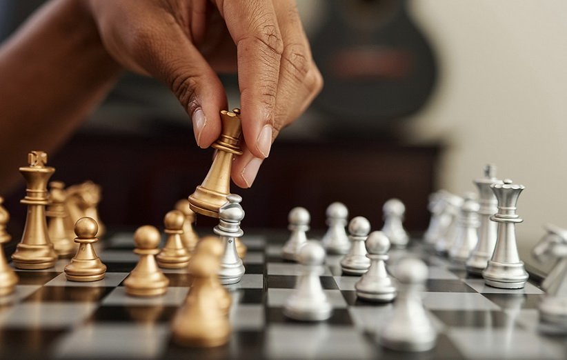 زندگی مانند بازی شطرنج است