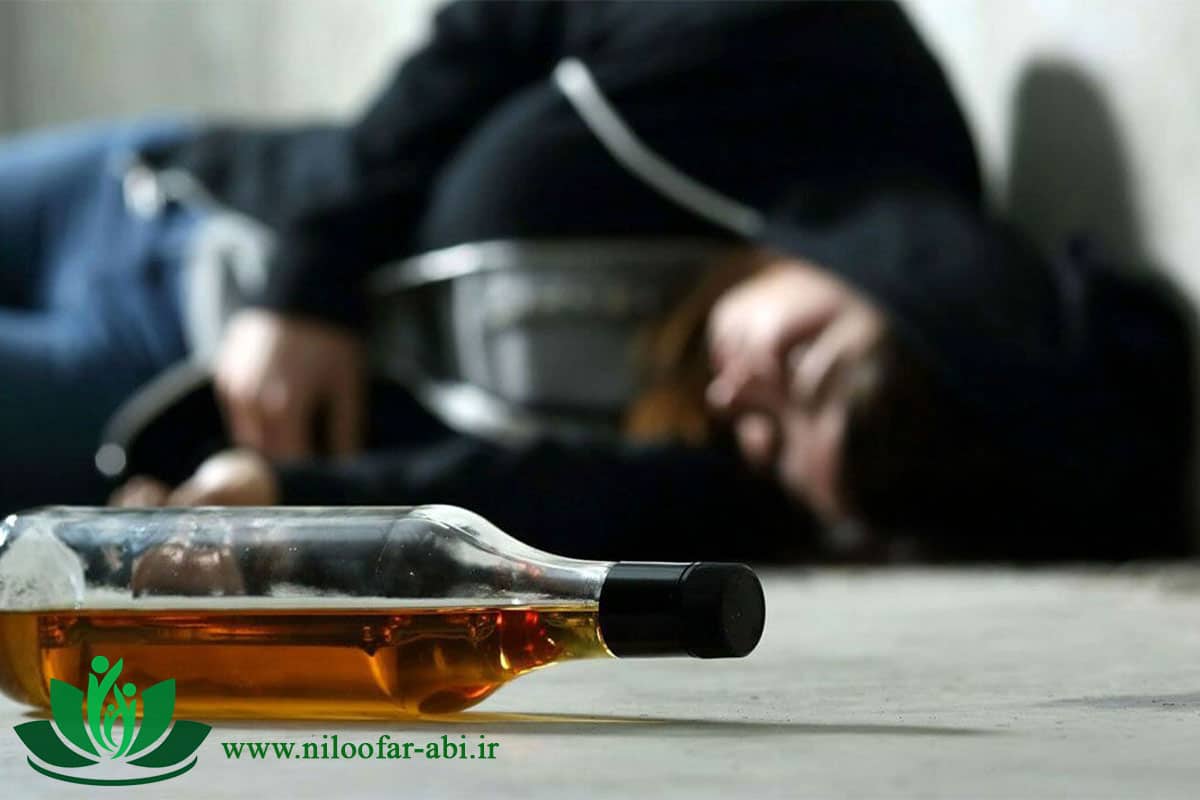 مصرف بیش از حد الکل در نوجوانی خطرات و آسیب ها