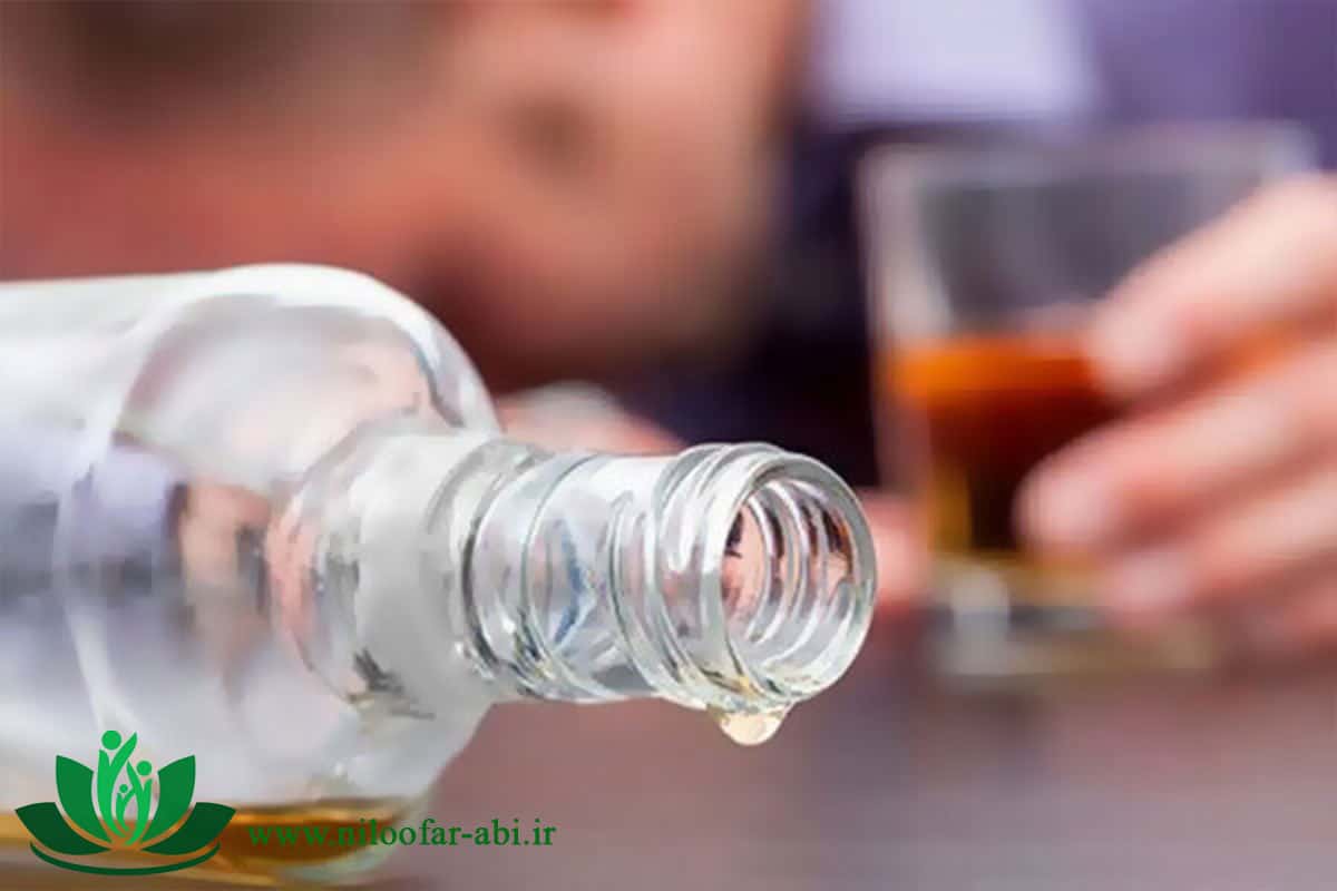مصرف بیش از حد الکل در نوجوانی راهکارهای کاهش مصرف